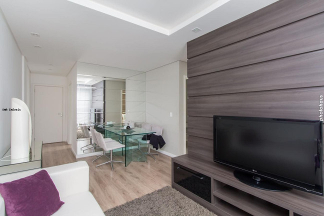 Imagem Apartamento com 3 Quartos à Venda, 68 m² em Portão - Curitiba