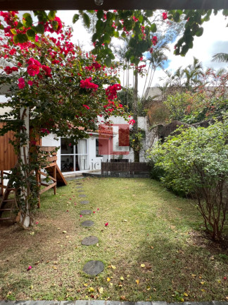 Casa com 4 Quartos à Venda, 300 m² em Jardim Europa - São Paulo