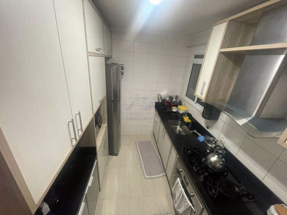 Imagem Apartamento à Venda,  em Jardim Tupanci - Barueri