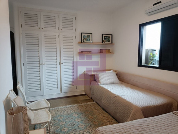 Imagem Apartamento com 3 Quartos à Venda, 197 m² em Enseada - Guarujá