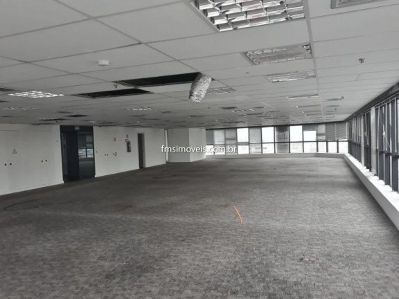 Imagem Imóvel Comercial para Alugar, 3.950 m² em Bela Vista - São Paulo