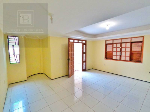 Casa com 4 Quartos à Venda, 110 m² em Sapiranga - Fortaleza