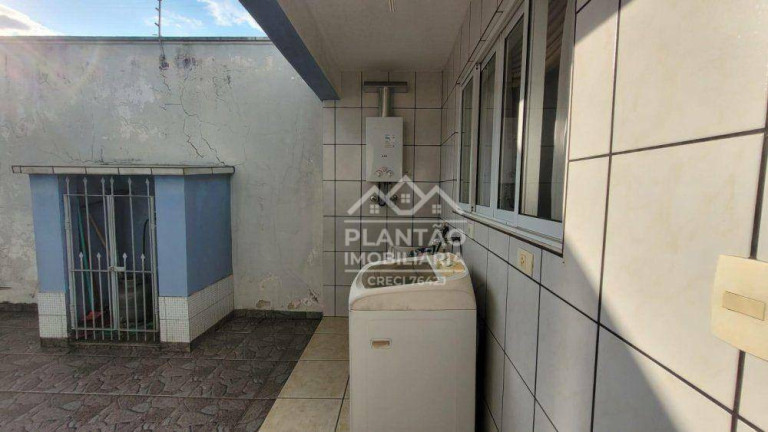 Foto do imóvel: Sobrado com 3 Quartos à Venda, 170 m² em Boqueirão - Curitiba