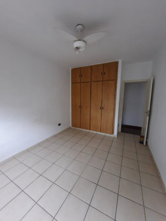 Imagem Apartamento com 3 Quartos à Venda, 135 m² em Gonzaga - Santos