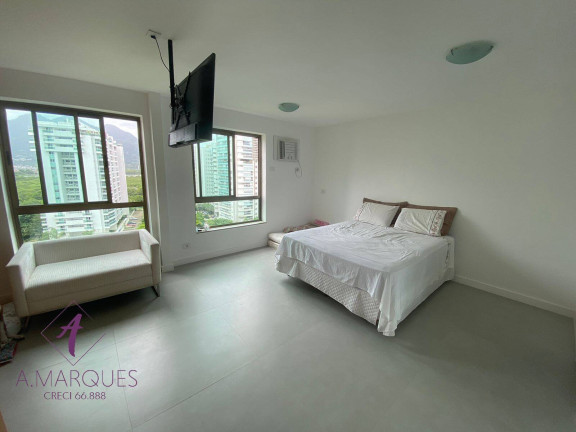 Imagem Apartamento com 4 Quartos à Venda, 149 m² em Barra Da Tijuca - Rio De Janeiro
