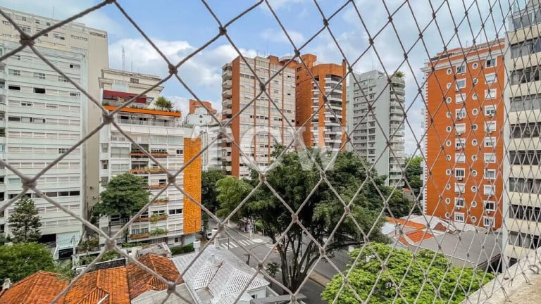 Imagem Apartamento com 4 Quartos à Venda, 230 m² em Cerqueira César - São Paulo