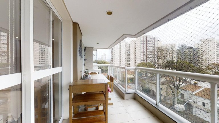 Apartamento com 3 Quartos à Venda, 143 m² em Vila Romana - São Paulo