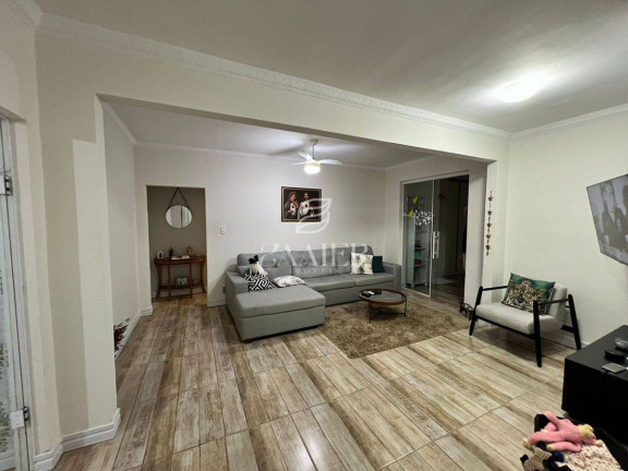 Imagem Casa com 4 Quartos à Venda, 290 m² em Anita Garibaldi - Joinville