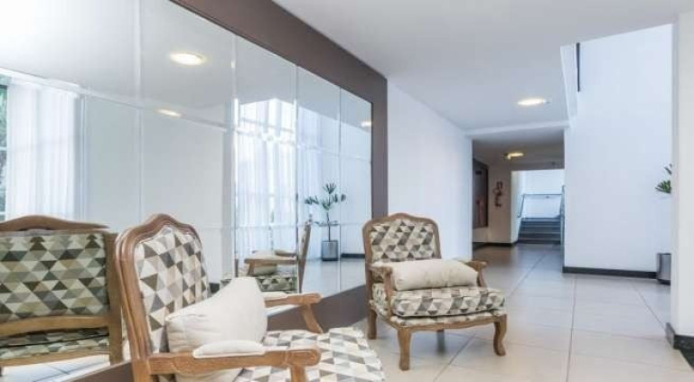 Imagem Apartamento com 2 Quartos à Venda, 87 m² em Jardim Europa - Porto Alegre