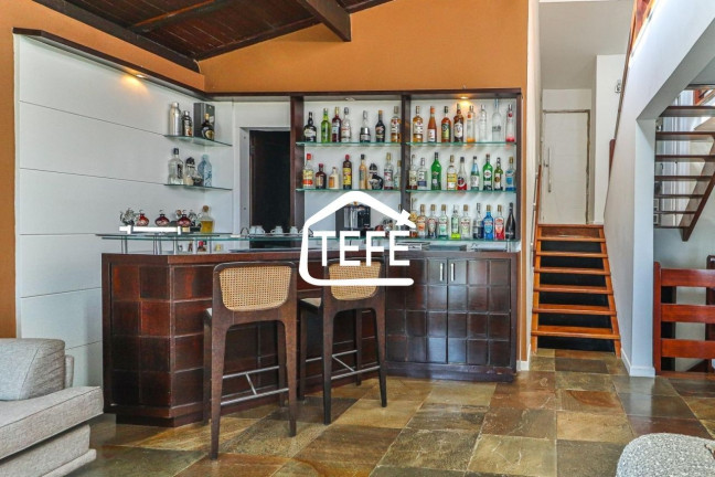 Imagem Casa com 6 Quartos à Venda, 452 m² em Itaipu - Niterói