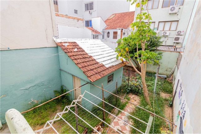 Imagem Casa com 4 Quartos à Venda, 98 m² em Petrópolis - Porto Alegre