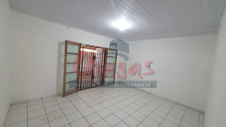 Imagem Casa com 2 Quartos à Venda, 211 m² em Indaiá - Caraguatatuba