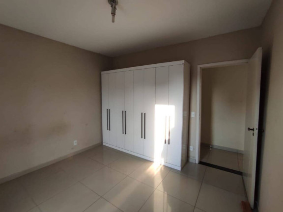 Imagem Casa com 3 Quartos para Alugar, 250 m² em Vila Liberdade - Jundiaí