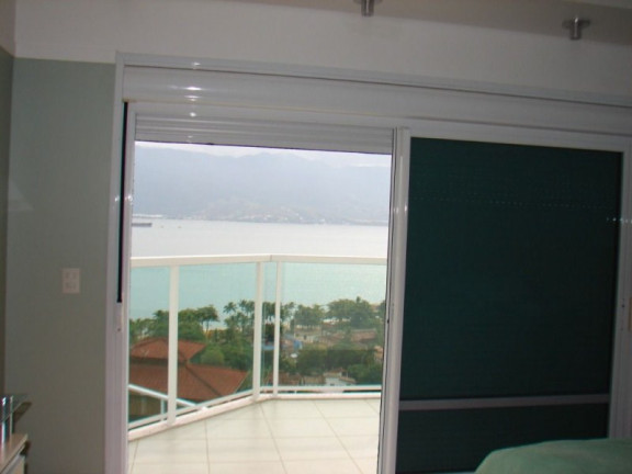 Imagem Casa com 4 Quartos à Venda, 200 m² em Perequê - Ilhabela
