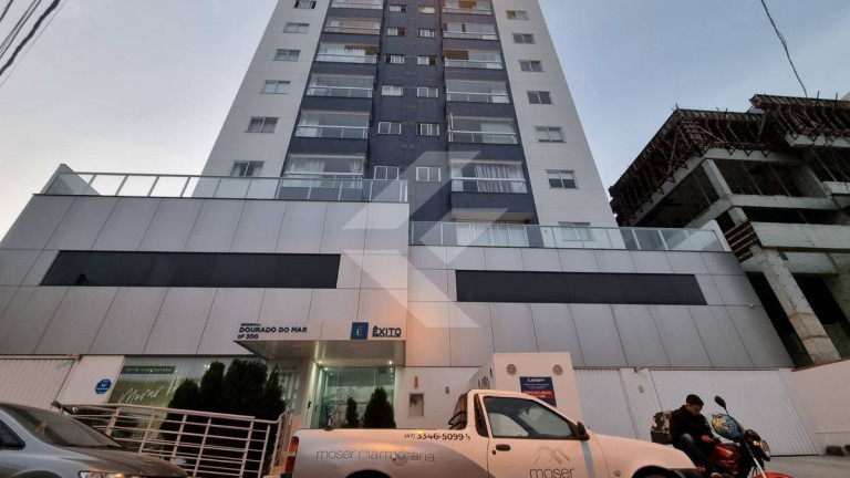 Imagem Apartamento com 2 Quartos à Venda, 65 m² em Centro - Itajaí