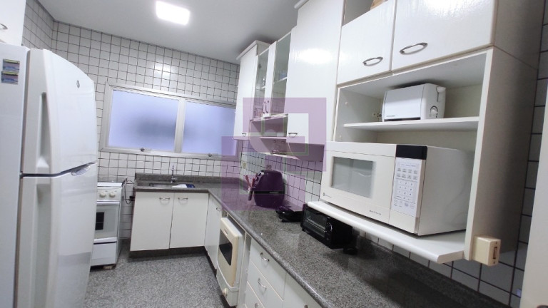 Imagem Apartamento com 4 Quartos à Venda, 135 m² em Enseada - Guarujá