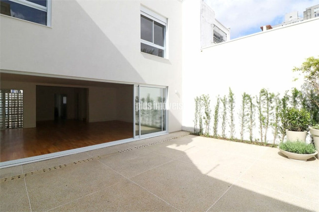 Casa com 3 Quartos à Venda, 202 m² em Jardim Europa - São Paulo