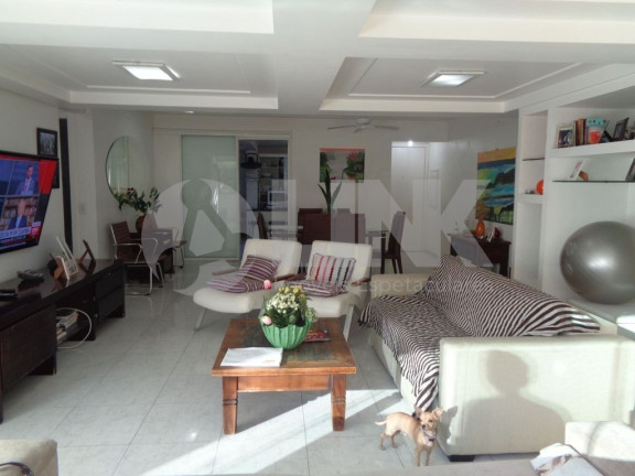 Imagem Apartamento com 3 Quartos à Venda, 125 m² em Moinhos De Vento - Porto Alegre