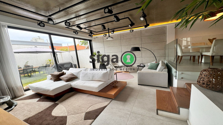 Imagem Casa com 3 Quartos à Venda, 192 m² em Jardim Aeroporto - São Paulo