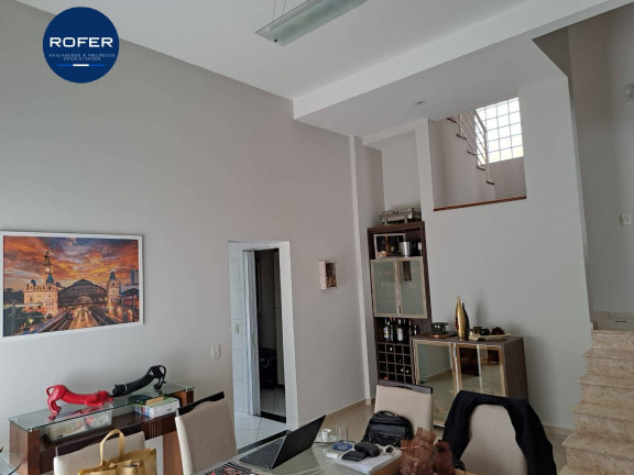 Imagem Casa com 3 Quartos à Venda, 339 m² em Ortizes - Valinhos