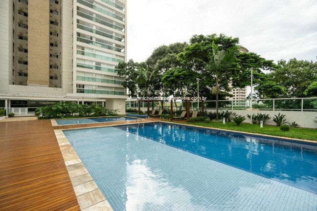 Apartamento com 4 Quartos à Venda, 264 m² em Vila Gomes Cardim - São Paulo