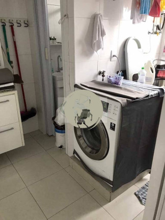 Imagem Apartamento com 2 Quartos à Venda, 94 m² em Gonzaga - Santos