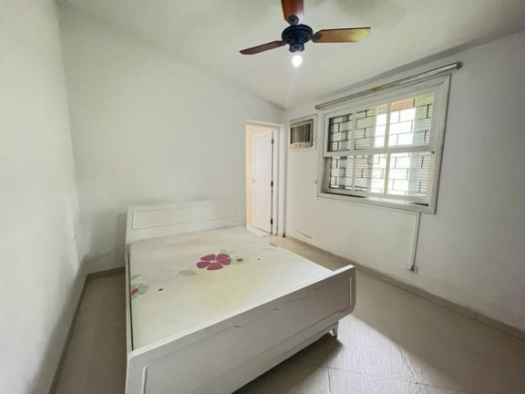 Imagem Casa com 3 Quartos à Venda, 800 m² em Enseada - Guarujá