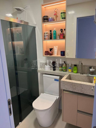 Imagem Apartamento com 2 Quartos à Venda, 60 m² em Centro - Balneário Camboriú