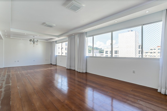 Imagem Apartamento com 4 Quartos à Venda, 218 m² em Centro - Florianópolis