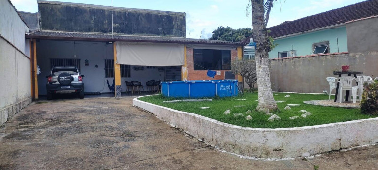 Imagem Casa com 1 Quarto à Venda, 350 m² em Jardim Veneza - Peruíbe