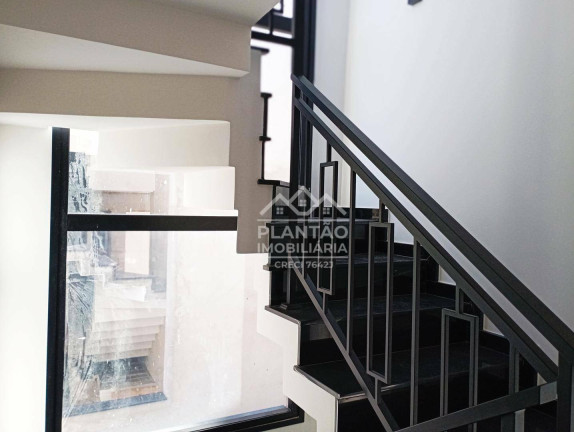 Foto do imóvel: Sobrado com 3 Quartos à Venda, 138 m² em Mercês - Curitiba