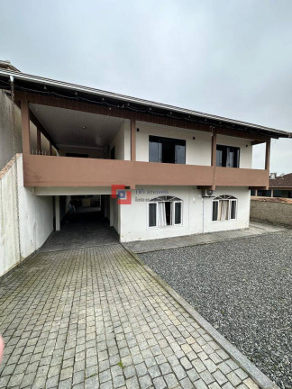 Imagem Casa com 4 Quartos à Venda, 340 m² em Iririu - Joinville