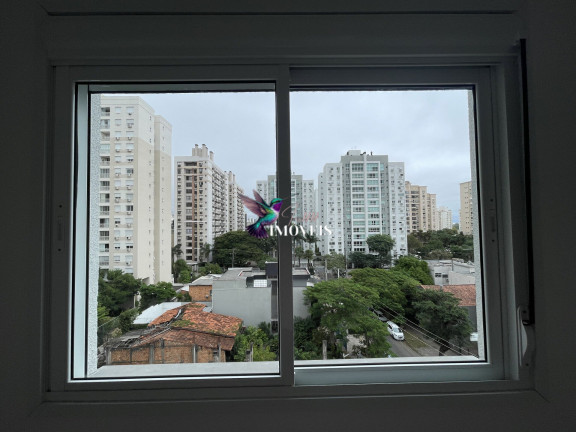 Imagem Apartamento com 2 Quartos à Venda, 79 m² em Passo Da Areia - Porto Alegre