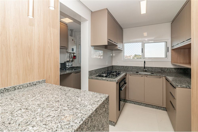 Imagem Apartamento com 2 Quartos à Venda, 71 m² em Vila Ipiranga - Porto Alegre