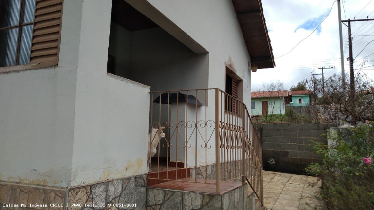 Imagem Casa com 2 Quartos à Venda, 54 m² em Pocinhos Do Rio Verde - Caldas