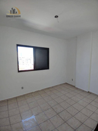 Imagem Apartamento com 2 Quartos à Venda, 65 m² em Mirim - Praia Grande