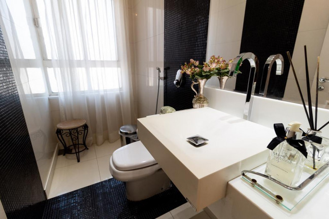 Imagem Apartamento com 4 Quartos à Venda, 247 m² em Meireles - Fortaleza