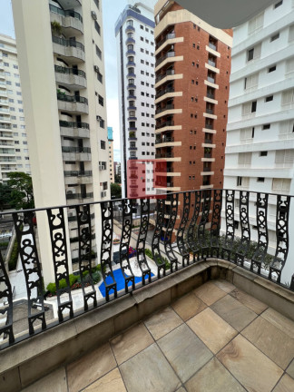 Apartamento com 4 Quartos à Venda, 228 m² em Vila Uberabinha - São Paulo