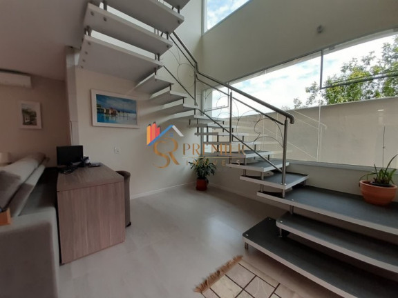 Imagem Casa de Condomínio com 3 Quartos à Venda, 322 m² em Córrego Grande - Florianópolis