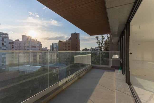 Apartamento com 3 Quartos à Venda, 269 m² em Rio Branco - Porto Alegre