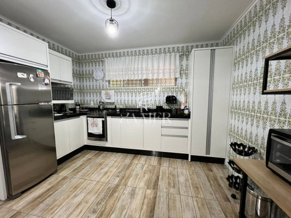 Imagem Casa com 4 Quartos à Venda, 290 m² em Anita Garibaldi - Joinville