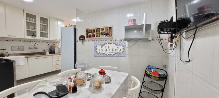 Imagem Apartamento com 4 Quartos à Venda, 170 m² em Copacabana - Rio De Janeiro