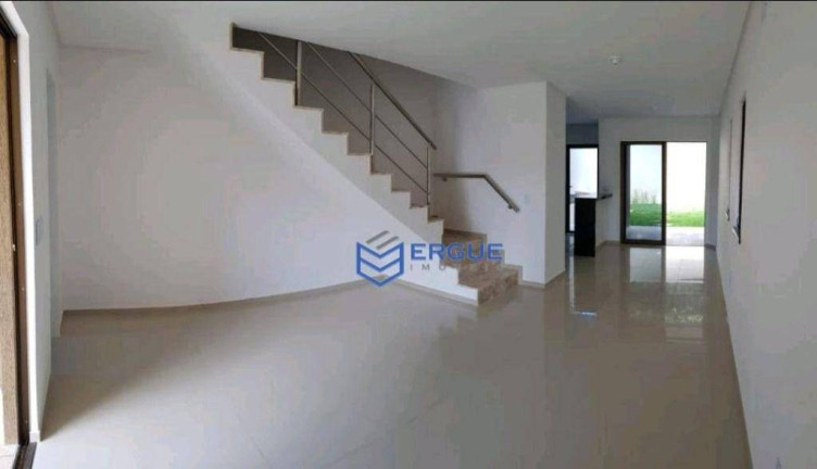 Casa com 3 Quartos à Venda, 125 m² em Sapiranga - Fortaleza