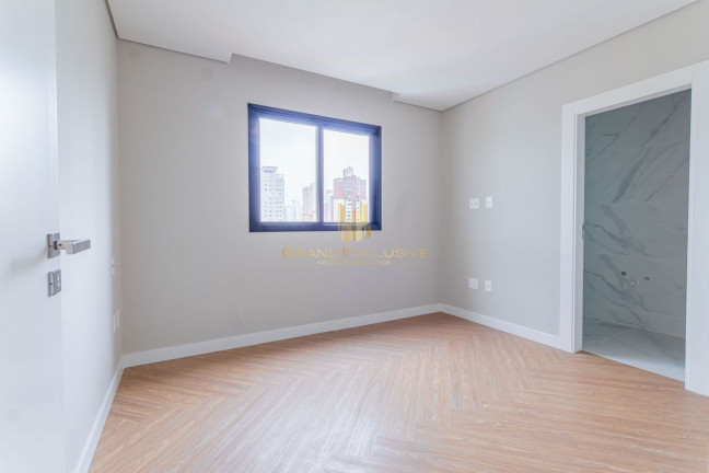 Imagem Apartamento com 3 Quartos à Venda, 130 m² em Centro - Balneário Camboriú