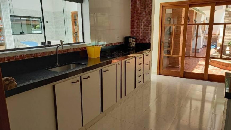 Imagem Casa de Condomínio com 3 Quartos à Venda, 376 m² em Centro - Morungaba