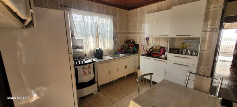 Imagem Casa com 2 Quartos à Venda, 245 m² em Vila Aparecida - Jundiaí