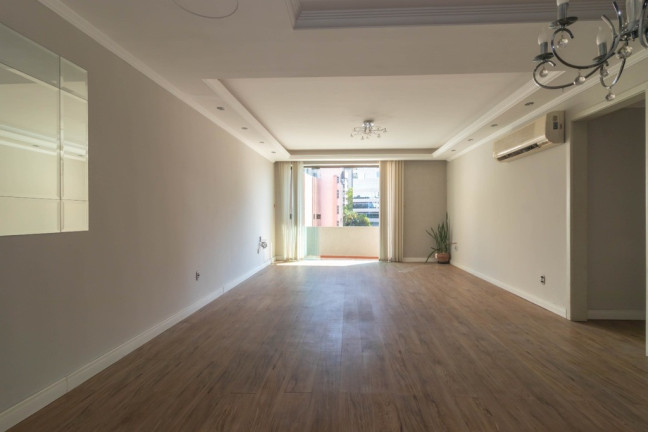 Apartamento com 3 Quartos à Venda, 117 m² em Moinhos De Vento - Porto Alegre