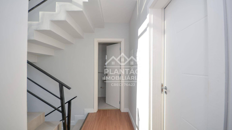 Foto do imóvel: Sobrado com 3 Quartos à Venda, 105 m² em Uberaba - Curitiba