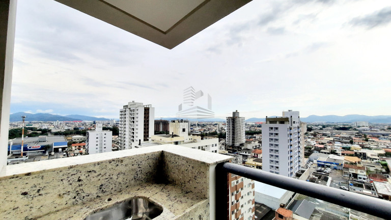 Imagem Apartamento com 2 Quartos à Venda, 67 m² em São João - Itajaí