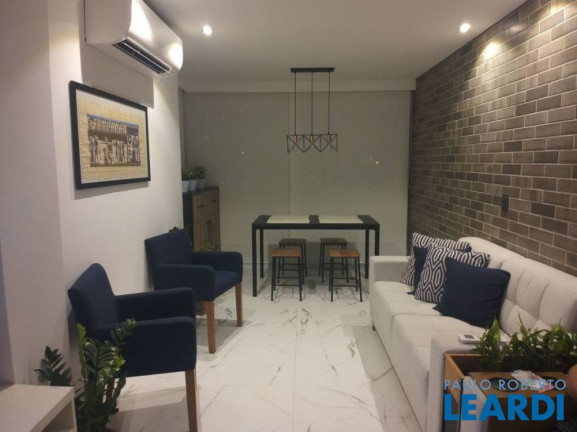 Imagem Apartamento com 2 Quartos à Venda, 72 m² em Cambuci - São Paulo